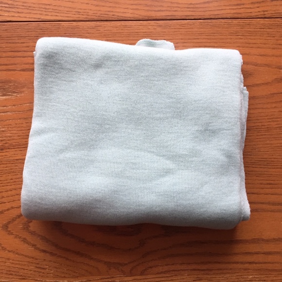 Guðrun & Guðrun Gerð 100% Fine Merino Wool Scarf - Picture 2 of 3